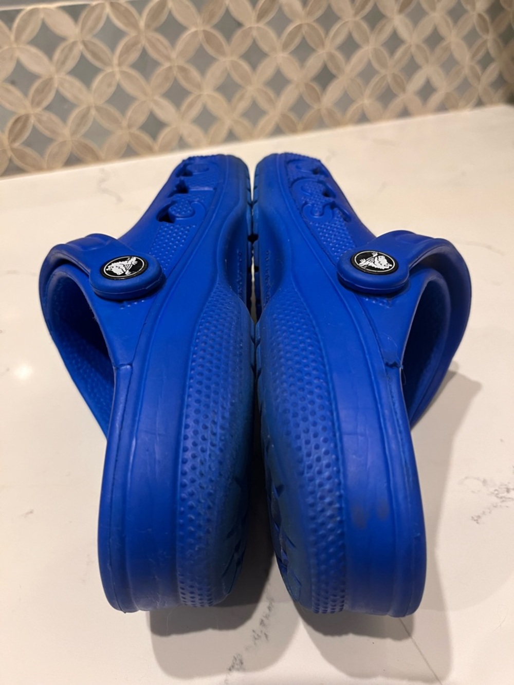 Crocs Baya Classic Clogs in Bright Blue Women's Size 8 - Picture 8 of 11